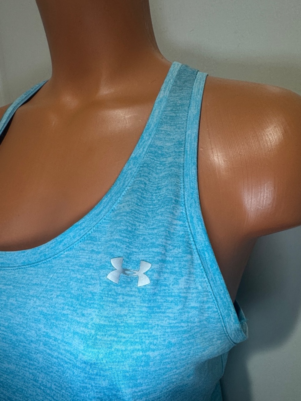 UNDER ARMOUR Heather Turquoise Blue Racerback Tank Top Size L Large $35 EUC KL - Picture 4 of 11